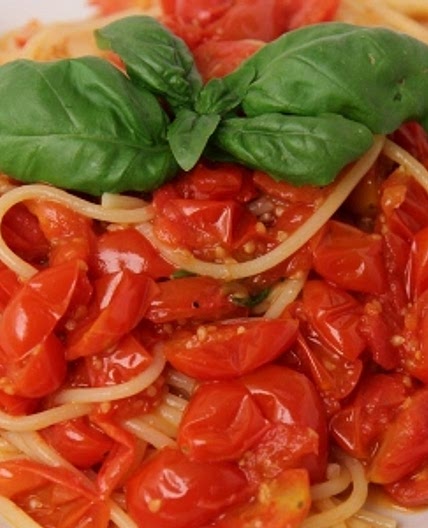Spaghetti with Fresh Tomato Marinara Recipe