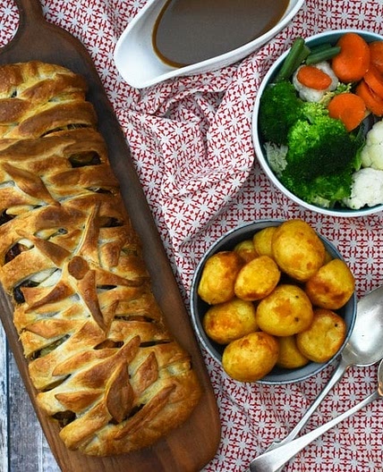 Butternut, Red Pepper & Potato Puff Pastry Plait