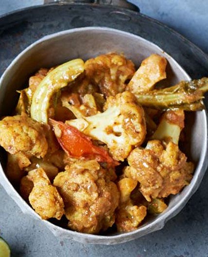Cauliflower curry