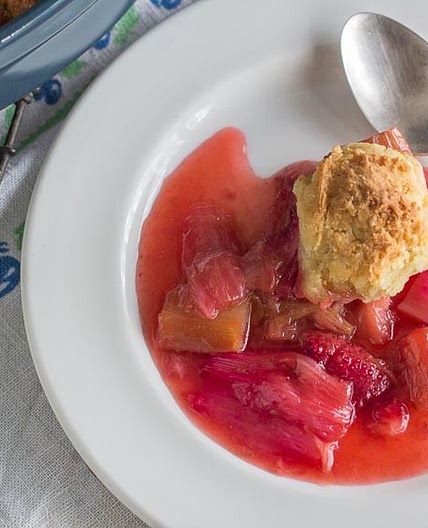 Strawberry Rhubarb Cobbler