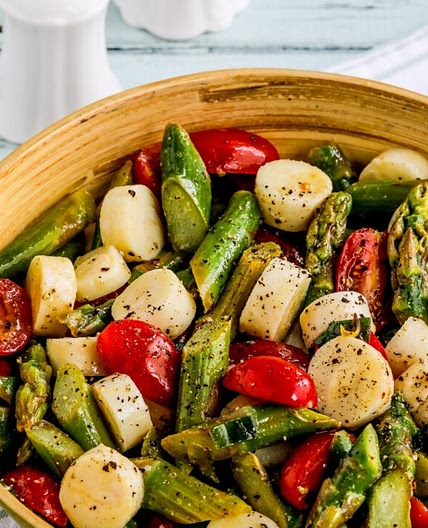 Asparagus and Tomato Salad with Hearts of Palm