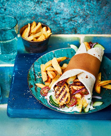 Halloumi gyros with herby chips