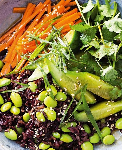 Edamame and black rice salad