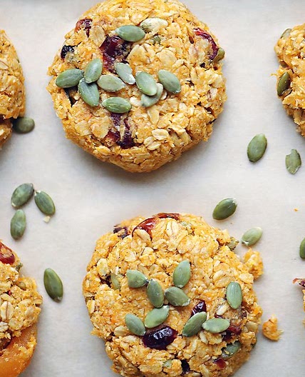 Breakfast muesli cookies