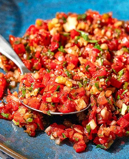 Ezme (Spicy Turkish Salad)