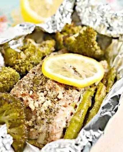 Keto Garlic Herb Salmon Foil Packets Recipe