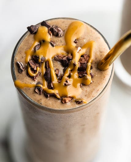 Healthy Chocolate Peanut Butter Smoothie