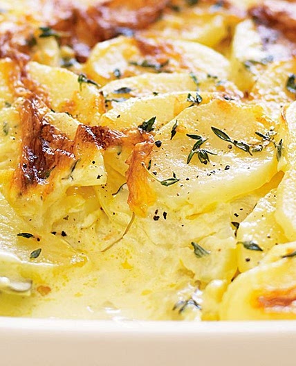 Garlic and thyme scalloped potatoes
