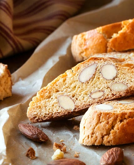 Mandelbrot: Almond Bread