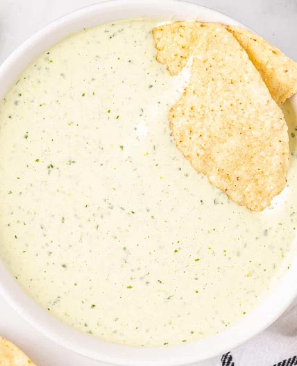 Copycat Chuy's Creamy Jalapeño Dip