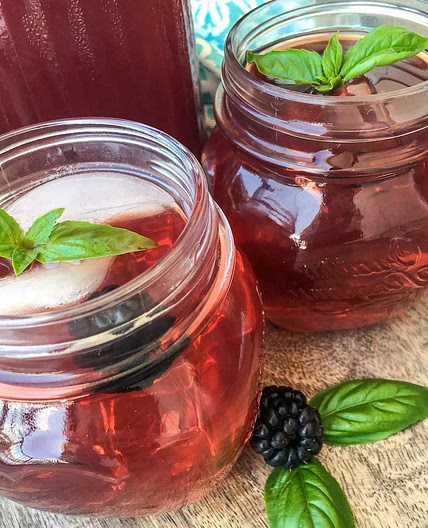 Instant Pot Blackberry Iced Tea