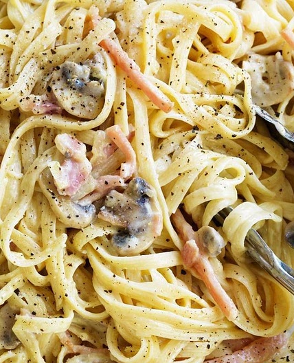 Creamy bacon carbonara recipe