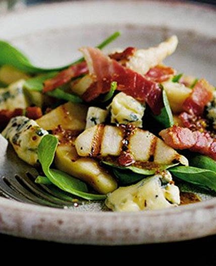 Warm stilton salad