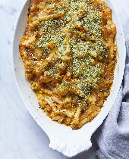 ‘Nduja mac ‘n’ cheese with basil crumb