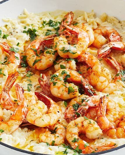 One-pan creamy garlic prawn risoni recipe