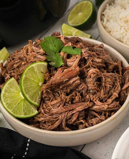 Slow Cooker Chipotle Barbacoa