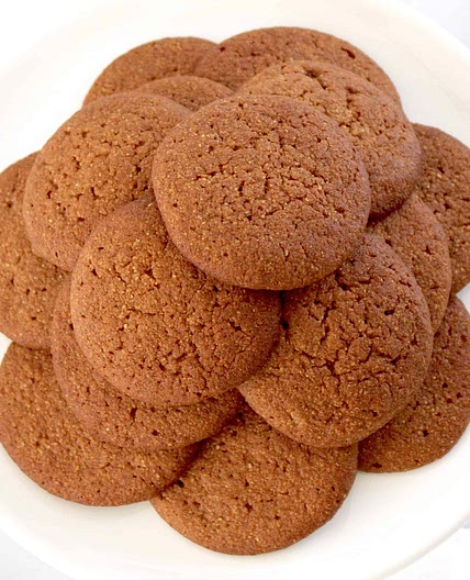 Keto Gingerbread Cookies