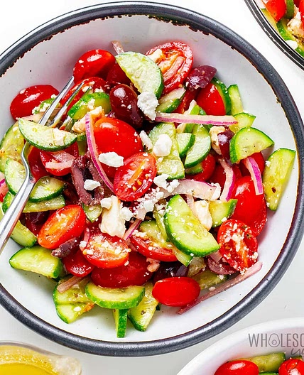 Greek Salad (Fresh, Easy Recipe)