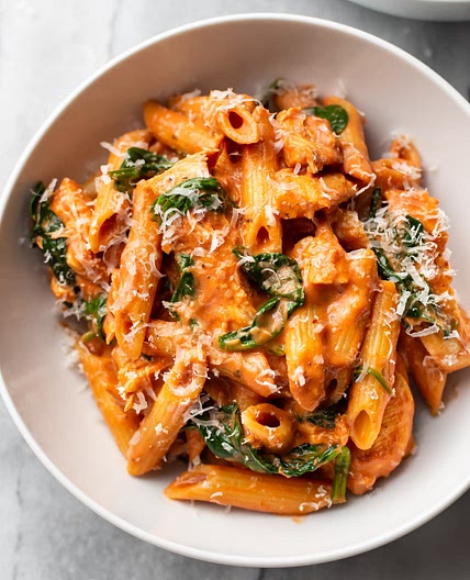 Tomato Chicken Spinach Pasta