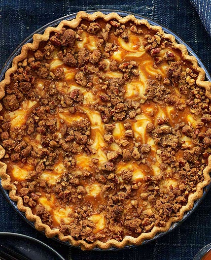 Cream Cheese Pumpkin Pie with Pecan Streusel