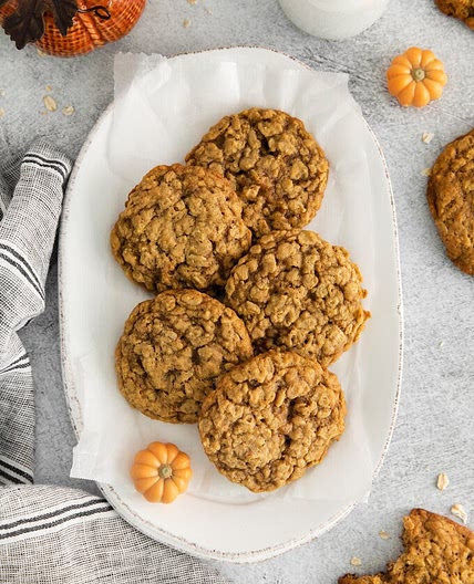 Pumpkin Spice Oatmeal Cookies