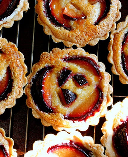 plum-almond tart