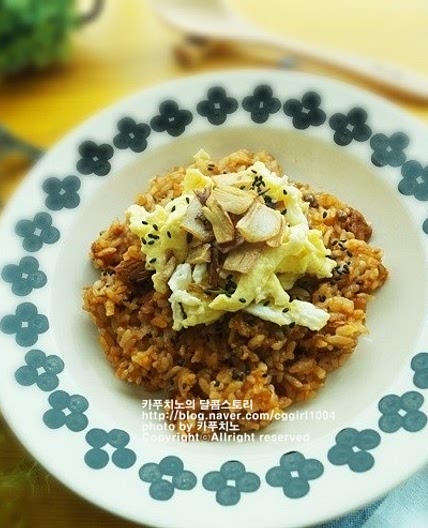 매콤 연어볶음밥