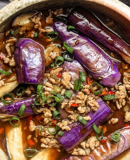 Chinese Eggplant with Garlic Sauce (鱼香茄子)