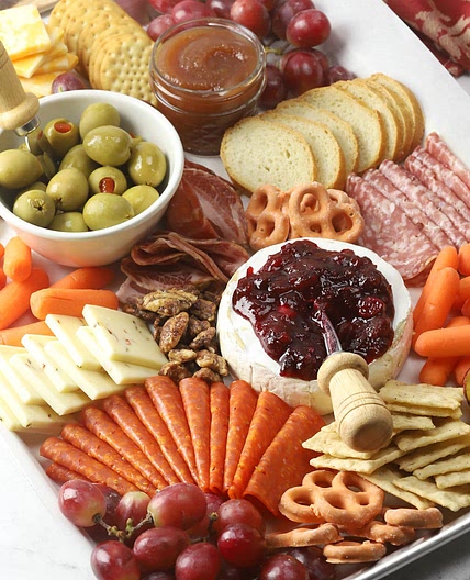 Thanksgiving Charcuterie Board
