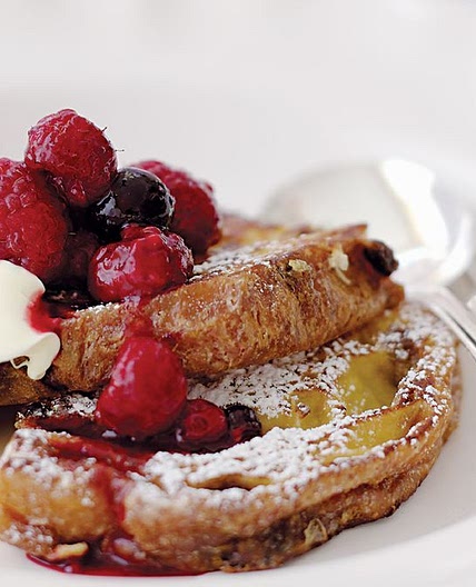 Panettone french toast with mixed berries