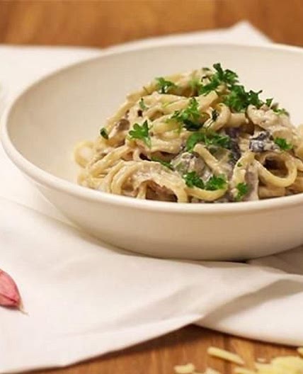 Chicken and Bacon Carbonara Recipe