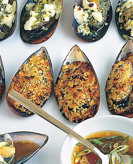 Trio of mussels