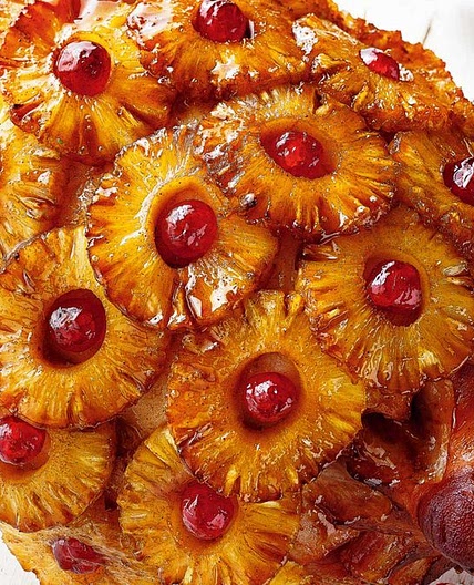 Pineapple maple-glazed ham