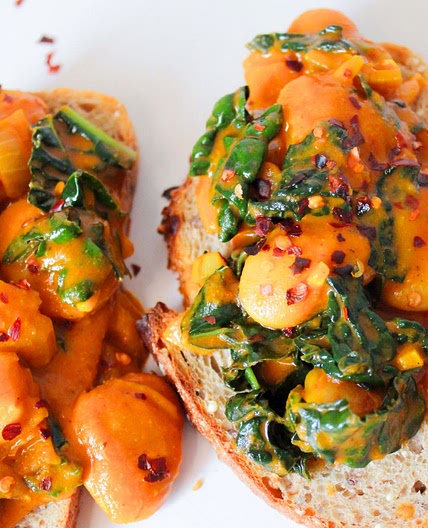 Creamy Curry Butterbeans on Toast