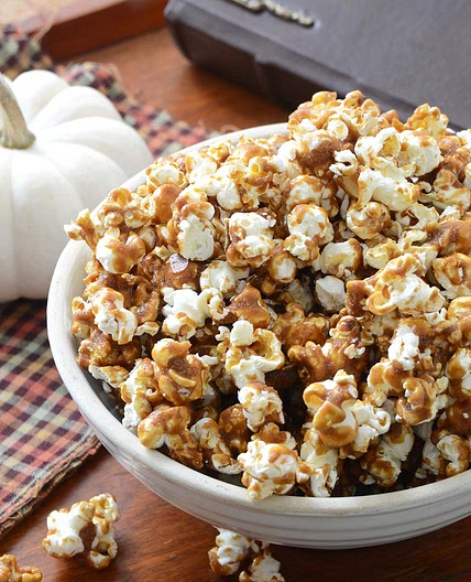 Butterbeer Popcorn Recipe (Inspired by Harry Potter)