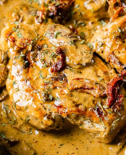 Quick and Easy Creamy Herb Chicken with Sun-Dried Tomatoes