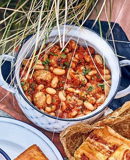 One-pan smoky beans & sausage meatballs
