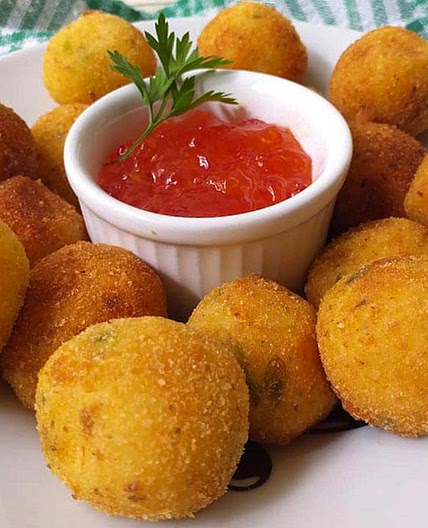 Receita de Bolinho de batata fácil e rápido