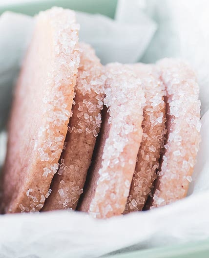 Strawberry Shortbread Cookies