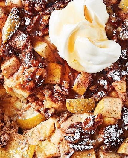 Slow-cooker apple cinnamon French toast