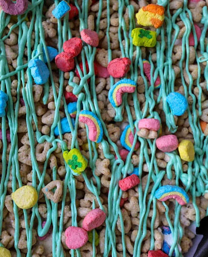 Lucky Charms Marshmallow Treats