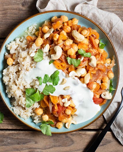 Vegetarisches Kichererbsencurry mit Aprikosen