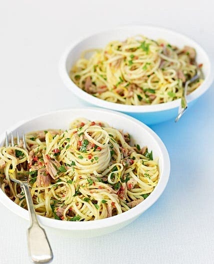 Tuna chilli linguine