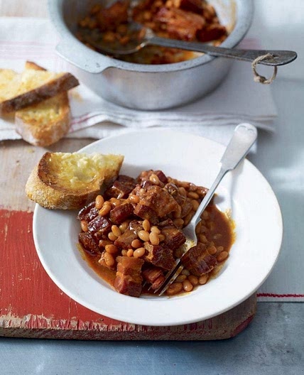Smoky baked beans and bacon