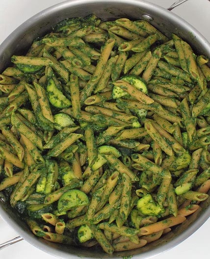 Zucchini and Spinach Pesto Pasta