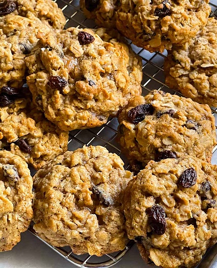Old Fashioned Oatmeal Raisin Cookies Recipe