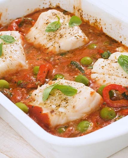 Tuscan fish tray bake