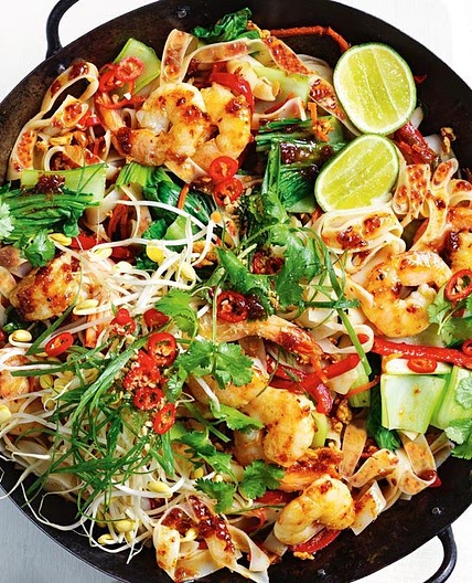 Spicy prawn pad thai recipe
