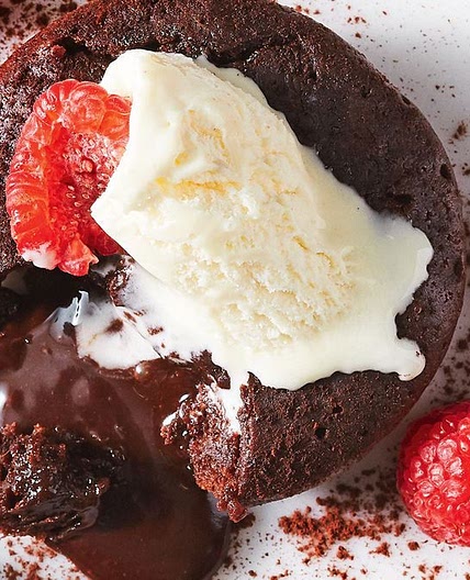 Pie maker chocolate molten puddings recipe