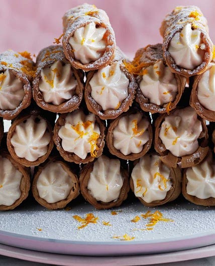 Campari and white chocolate cannoli